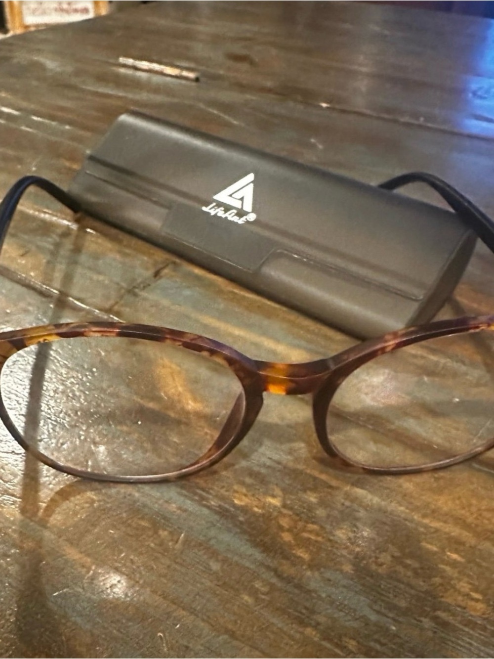 LifeArt Tortoise Reading Glasses +0.50 Magnification With Hard Case